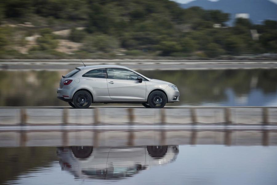  Seat Ibiza 30th Anniversary Limited Edition 2014 года  (фото 5 из 9)